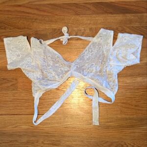 Flying Skirts Lace Choli with drop-shoulder - Ivory (S)